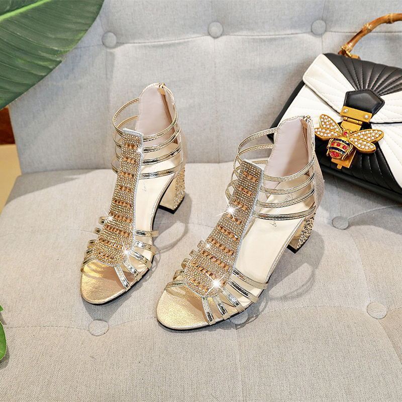 Pulse94 - Elegante Sandalen mit Absatz
