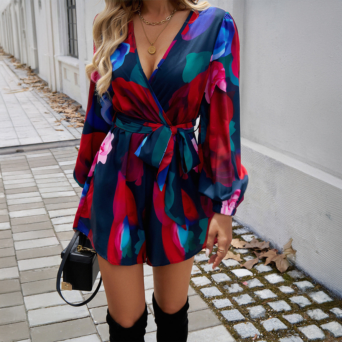 Pulse94 - Blumenkleid mit V-Ausscnitt