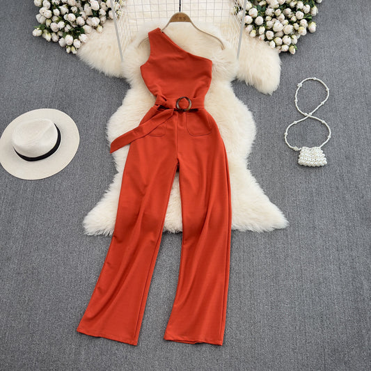 Pulse94 - One-Shoulder Jumpsuit mit Taillengürtel